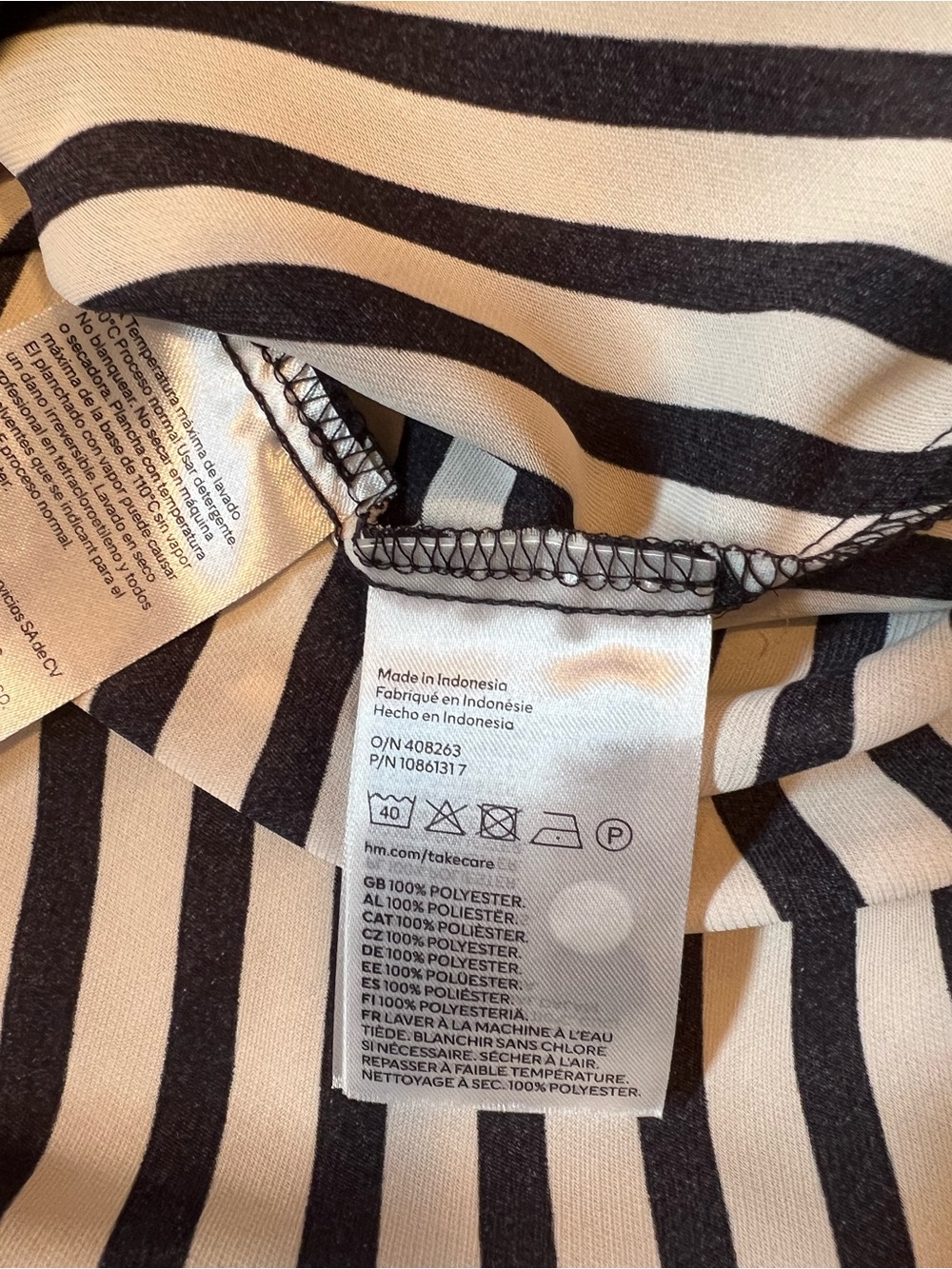 H&M Black and White Diagonal Stripe Button-Front Blouse - Picture 11 of 11